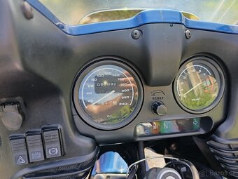 BMW R1100RT - 6