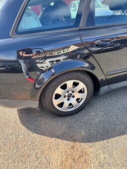 Audi A4, 1.9TDI 96KW MANUAL KLIMA Ojeté, 2002, 278 000 km 59 - 6