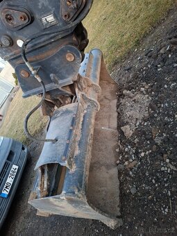 Prodám Jcb js 130 lcT4 - 6