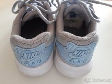 CHLAPECKÉ SPORTOVNÍ BOTY NIKE AIR vel.35,5. - 6