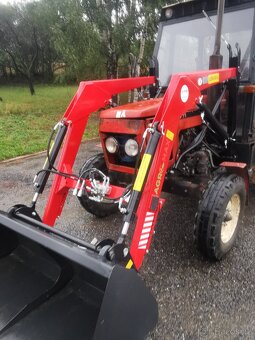 MONTÁŽ ČELNÍHO NAKLADAČE NA TRAKTORY ZETOR-. - 6