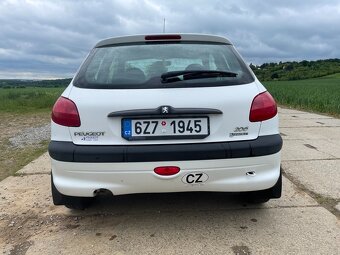 Peugeot 206 1,4i 55kW první majitel koupeno v ČR - 6