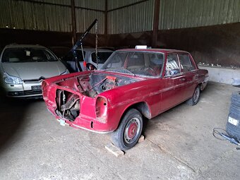 Mercedes w114, 230/6 - 6