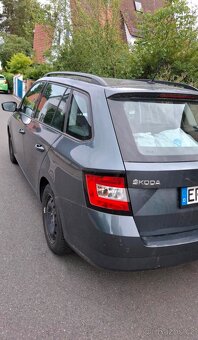 Škoda Fabia 1.2 TSI 81KW 1.majitel, výhře sed, serv. kniha - 6
