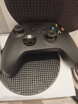 Dobrý den prodám Xbox series S - 6