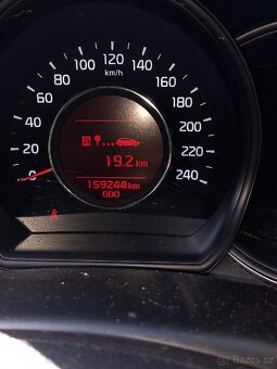 Kia Ceed 14 16V Benzín - 6