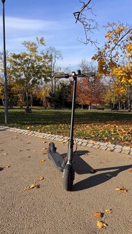 Xiaomi Scooter PRO s nabíječkou - 6