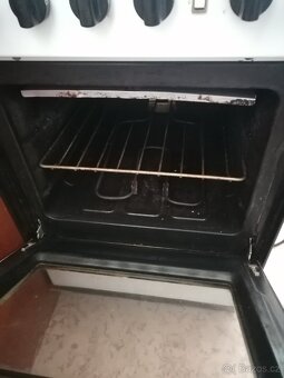 Plynový sporák s elektrickou troubou Mora kombinovaný - 6