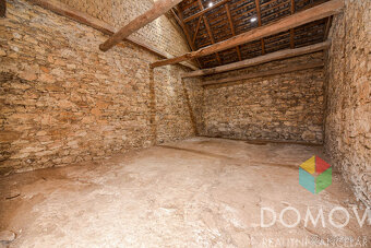 Uzavřený areál 350 m2 - 6