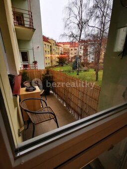 Pěkný,nevybavený,klidný-Zákostelní 664/11, Praha - Vysočany - 6