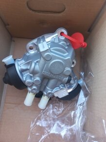 Prodám vstřikovací čerpadlo jeep 3.0 Crd - 6