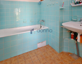 Prodej rodinného domu, 5+1, ulice Na Hranicích, Praha 8 - Bo - 6