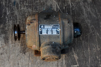 Retro elektromotor Škoda FJ 22 K/4, 0.18 kW , 1410 otáček - 6