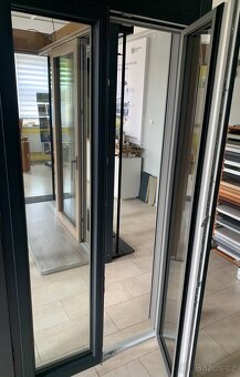 PVC terasové dveře + venkovní žaluzie - 6