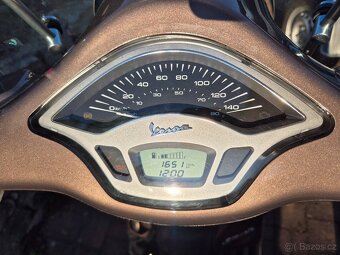 Vespa Primavera 125 - 6
