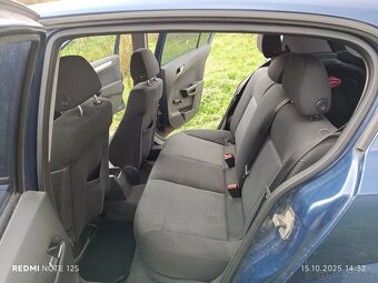 Opel Astra H 1.4 66 kW benzín, r.v.2007 - 6