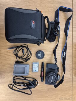 TOP set Olympus OM-D E-M10 Mark II (2x baterie, brašna Lowep - 6