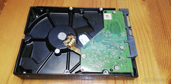 Western Digital 500GB a Seagate barracuda 1TB - 6