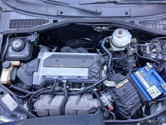 Renault Clio 1.8 16V - 6