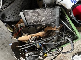 Díly na Suzuki sv650 - 6