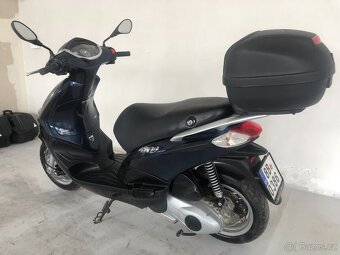 Piaggio Fly 125 - 6