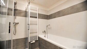 PRODEJ BYTU 3+KK 75m² S GARÁŽÍ - PRAHA 22 UHŘÍNĚVES - 6