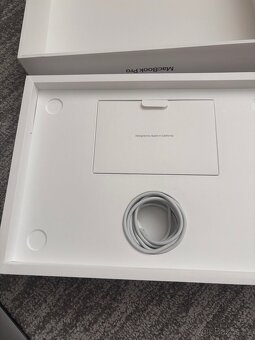 Macbook Pro M2 13” 512GB 8gb - 6