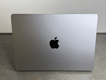 MacBook Pro 14'' 2021 / M1 Pro / 16GB / 512GB SSD / Space - 6