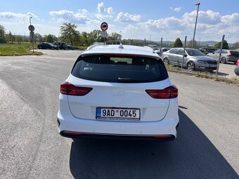 Prodám Kia Ceed SW 1.0 T-GDI ve výbavě Spin 5 let záruka - 6