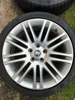 Zimní originál Škoda ALU 18" + Nexen Winguard Sport 2 - 6