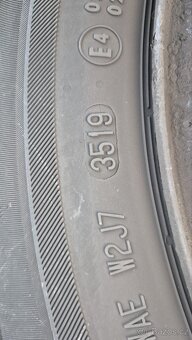 Zimní pneu sada + orig. kryty, Hyundai IX20 - 6