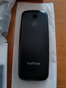 Tlačítkový telefon myPhone 6410 LTE černý - 6
