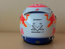 Predám Max Verstappen 2023 Red Bull F1 mini helma 1:2 - 6