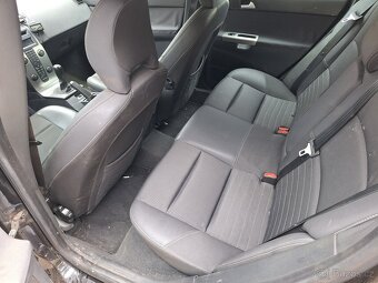 Prodám Volvo V50, 2.0 D, 100 kW, r.v.2006 kombi - 6
