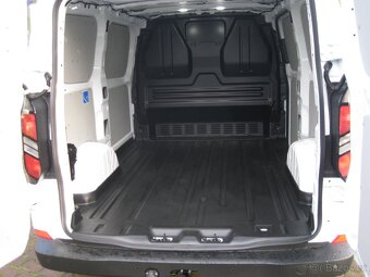 CUSTOM VAN 320, TREND,136k, DLOUHÝ ROZVOR L2 - 6