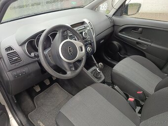 Kia Venga - 6