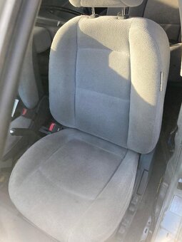 hyundai santa fe 1 interier,sedadla - 6