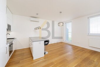Prodej bytu 1+kk s lodžií, o výměře 32m2, Hodonín - 6