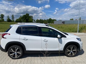 Peugeot 2008 - 6