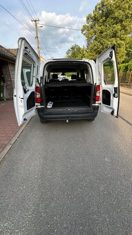 Peugeot Rifter 1,5 Diesel  r.2023 - 6
