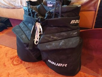 Brankářské kalhoty Bauer Pro, vel. senior L, včetně tracků - 6