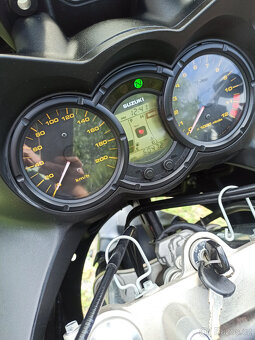 Suzuki DL 650 V-Strom R.V.2008 - 6