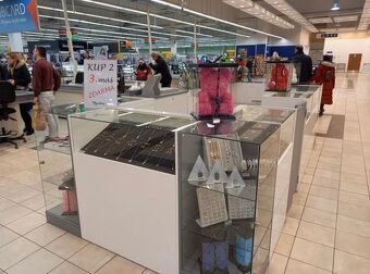 Dřevěný stánek 10 m² – ideální do obchodního centra - 6