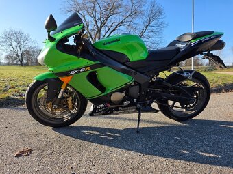 Kawasaki ZX6R Ninja - 6