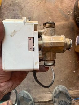 Trojcestny ventil plynove kotle - 6