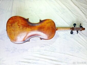 Housle 4/4 - 6