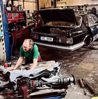 Mercedes W126 380SE - 6