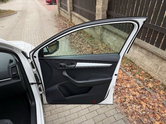 Karoq 1.6 TDI Style NAVIGACE - 6