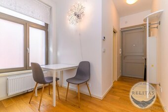 Zrekonstruovaný, zařízený byt 2+kk, 48 m², Praha 3 - Žižkov, - 6