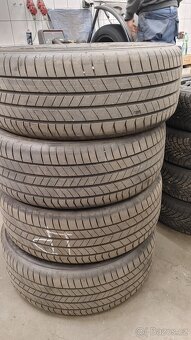 235/50/19 - 6
